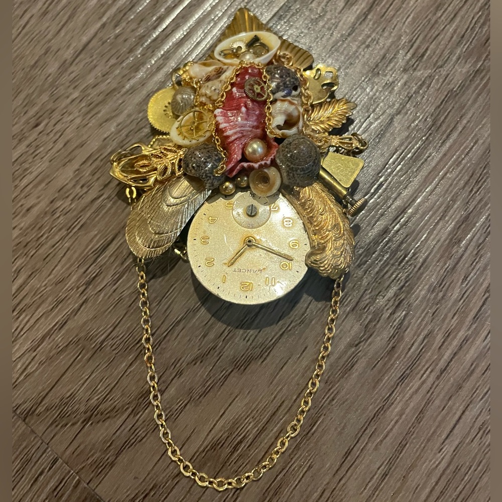 Elegant Vintage Watch Art Pin